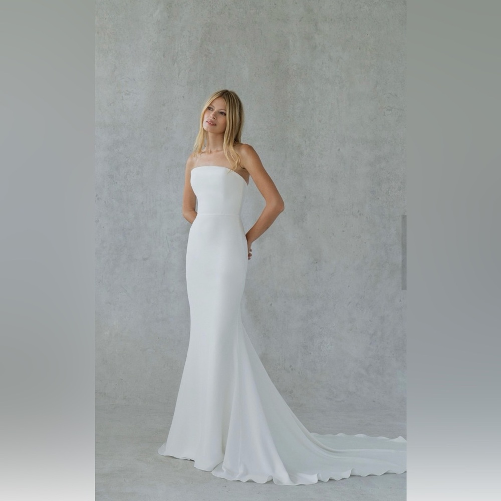 Alexandra grecco Sloan wedding dress! Worn once for my wedding and dry cleaned